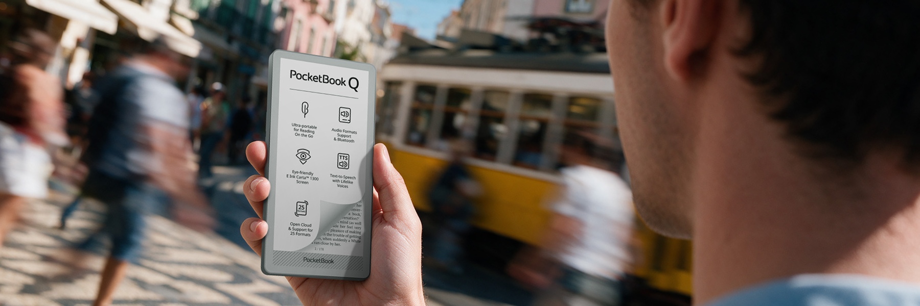 O leitor eletrónico PocketBook Q, do tamanho de um telemóvel, na IFA 2026: Conforto sempre à mão para desintoxicação digital, leitura e audição